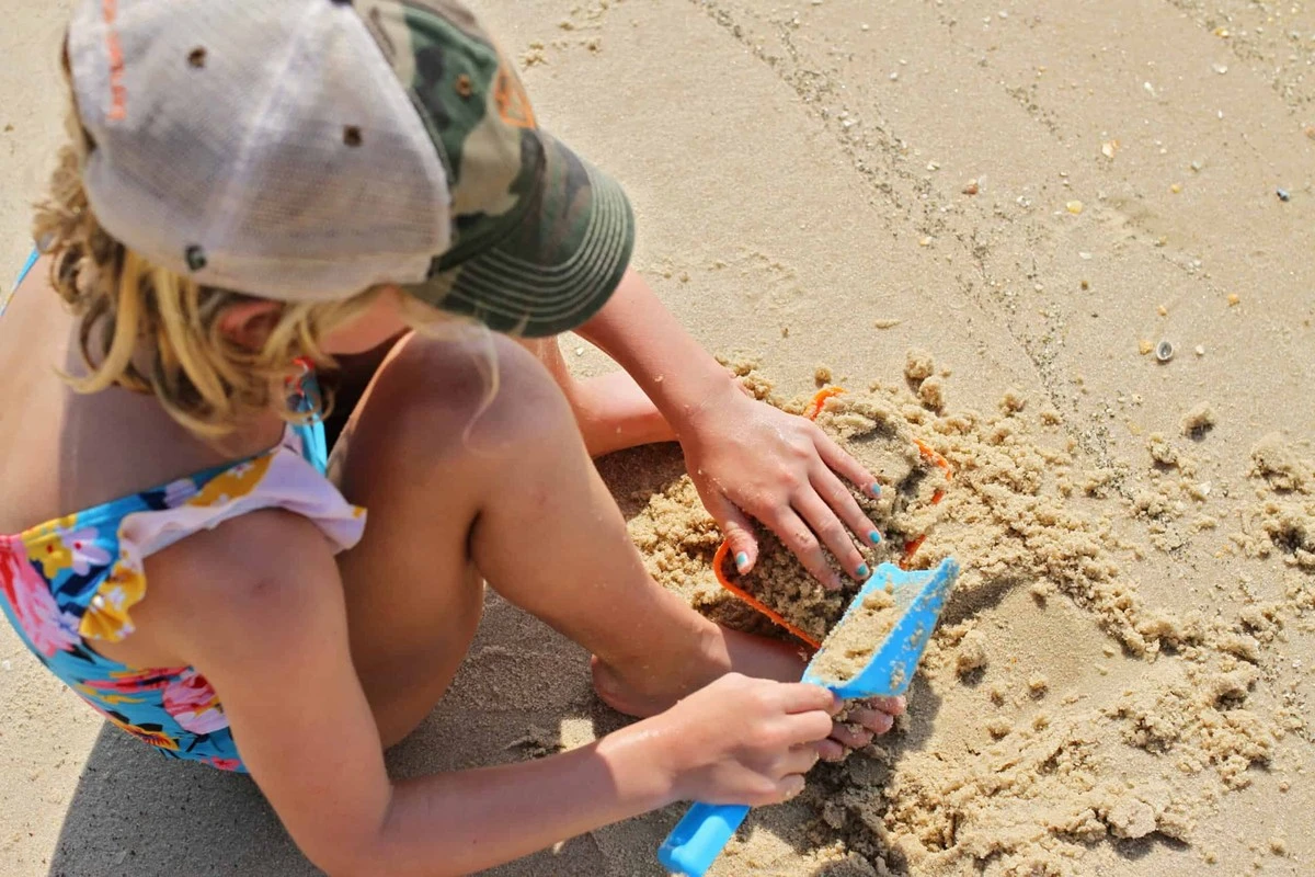 piecsposobownaz-extra-1.webp Pięć sposobów na zabawę na plaży, które kosztują zero złotych - image 1