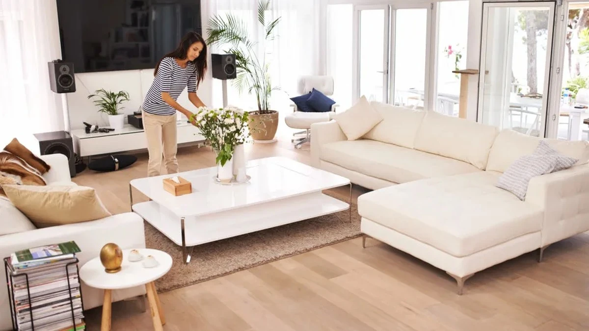 Ten żółty błąd w sypialni wysysa energię: 4 rzeczy do wyrzucenia