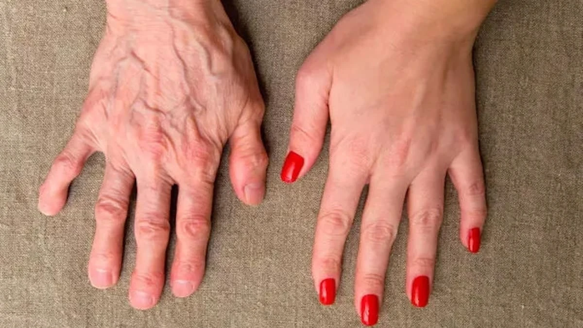 Ten żółty krem z Rossmanna i 3 kroki: dłonie jak aksamit