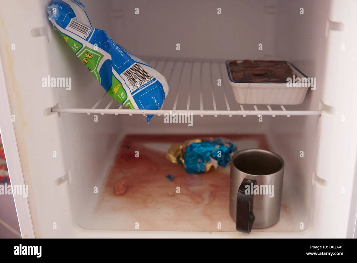 Dlaczego warto wyrzucić słoik ogórków, jeśli woda stała się mętna - image 1