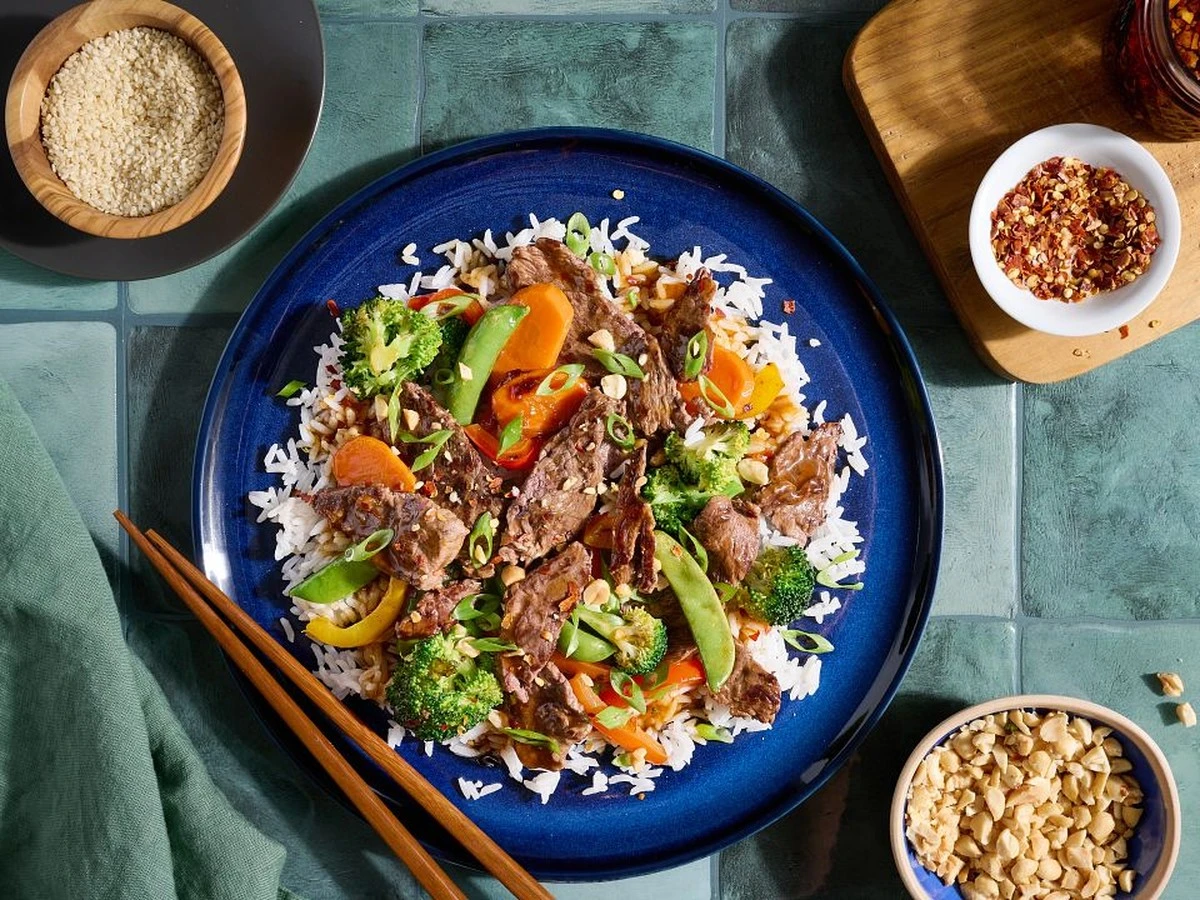 Dlaczego doświadczeni kucharze dodają cynamon do mięsa mielonego z ryżem - image 1