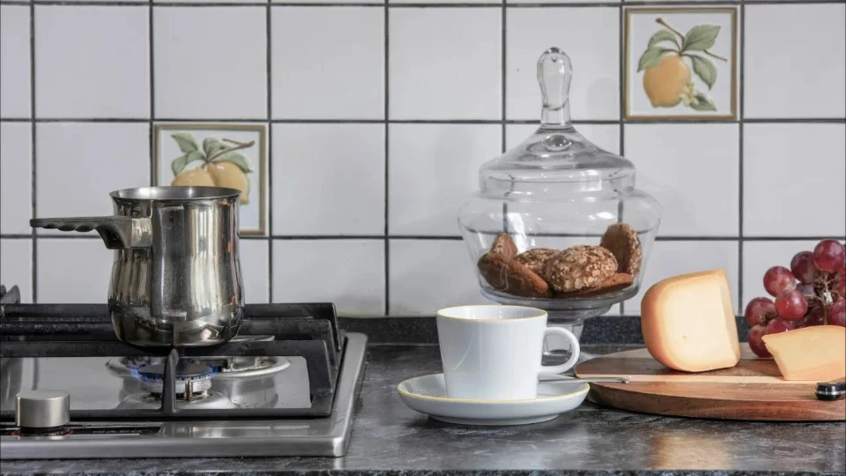 Sześć rzeczy, których nigdy nie powinieneś trzymać obok kuchenki