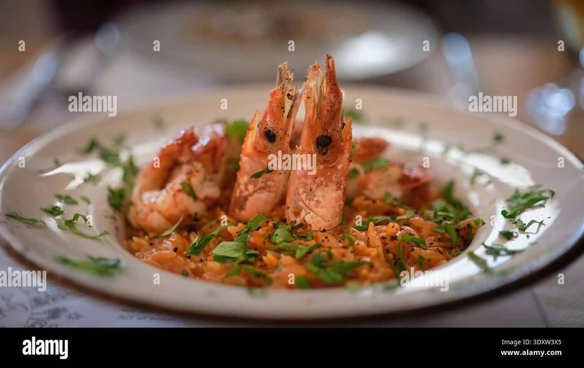 Dlaczego szefowie kuchni dodają szczyptę limonki do krewetek w risotto - image 1