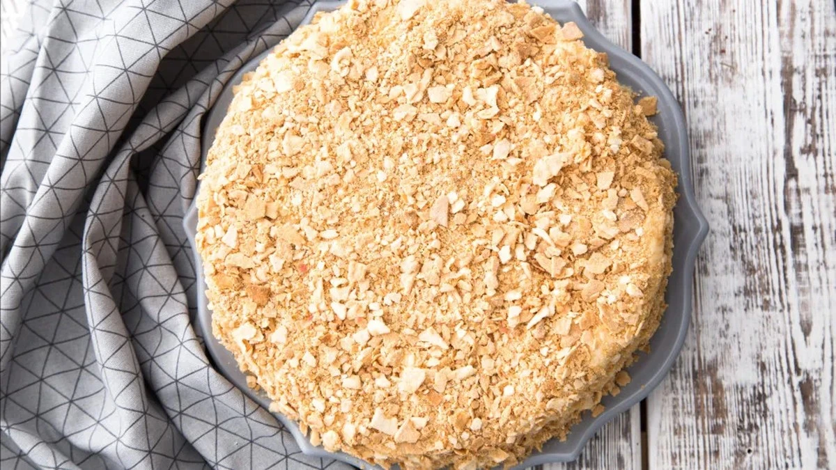 Dlaczego warto dodać łyżkę mocnego naparu do masła przygotowując deser