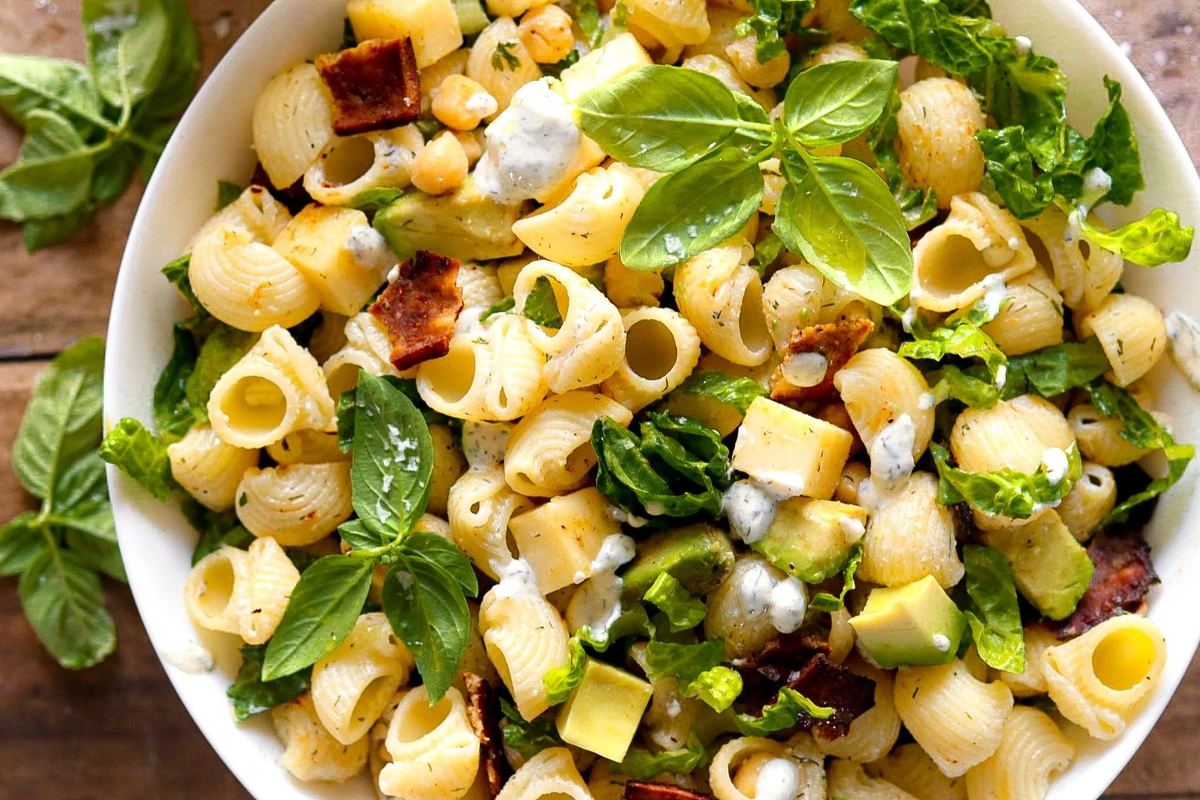 Dlaczego szefowie kuchni dodają miętę polej do pesto - image 1