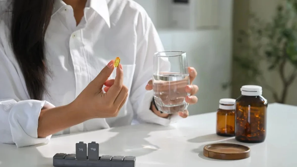 Dlaczego przyjmowanie tych 4 witamin zaraz po przebudzeniu to błąd