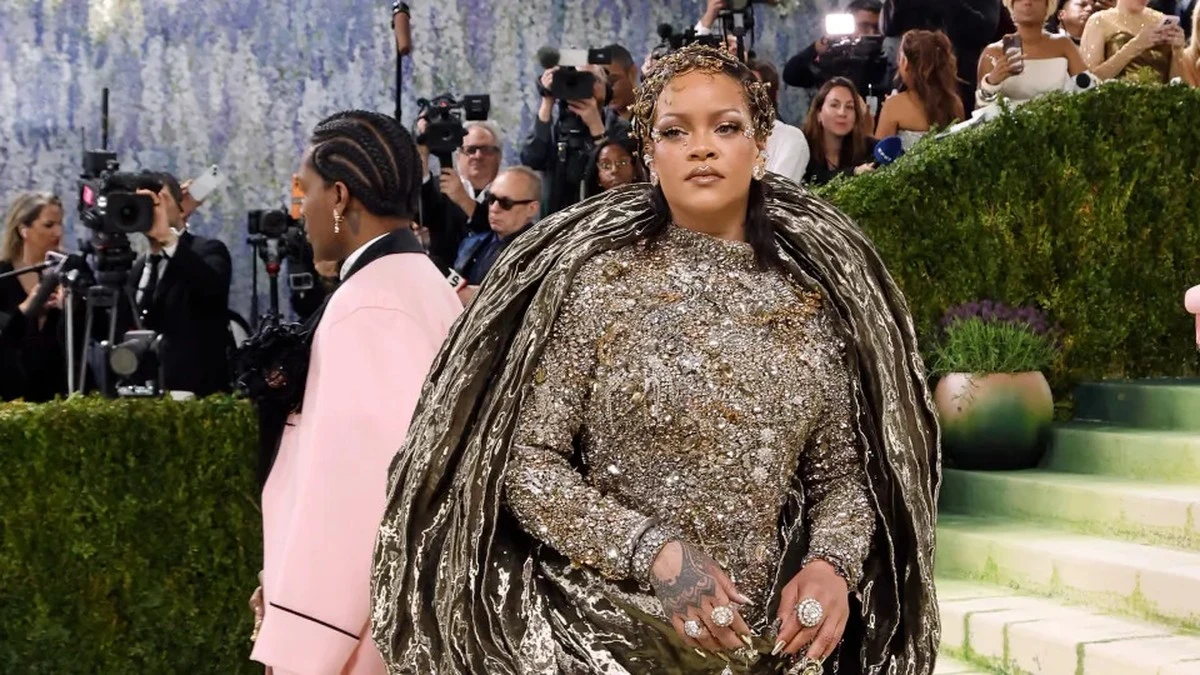 Dlaczego wszyscy nagle wyglądają jak gwiazdy na Met Gala: nowa moda, którą wygenerujesz w telefonie