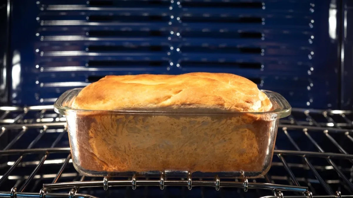 Szklane naczynia w piekarniku: 4 produkty, które niszczą obiad i szkło