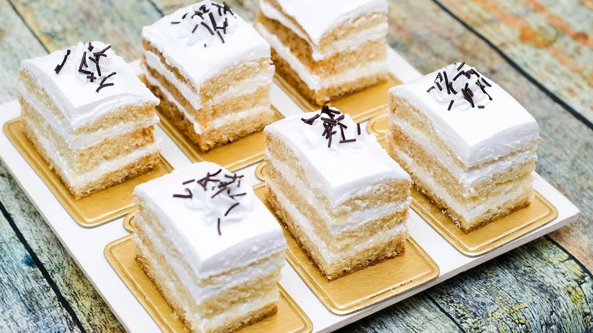 Dlaczego cukiernicy kruszą ciasto francuskie zamiast je piec w całości - image 1