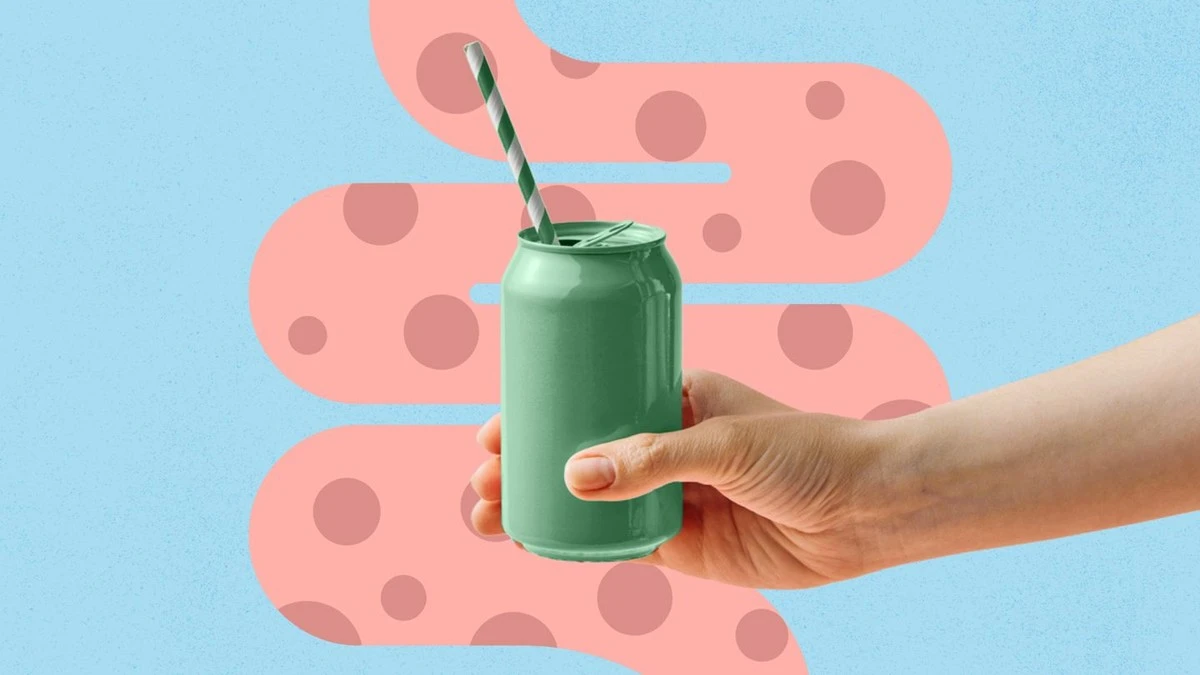 Niebieska puszka w Żabce: te napoje niszczą Twój nastrój - image 1