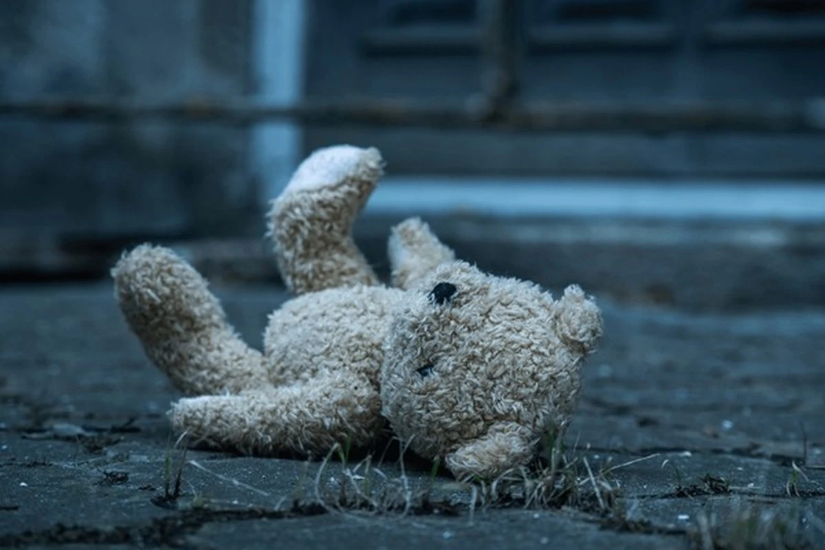 Porzucone w Alcácer: dlaczego psychologiczna gra z dziećmi zostawia ślady na całe życie - image 1