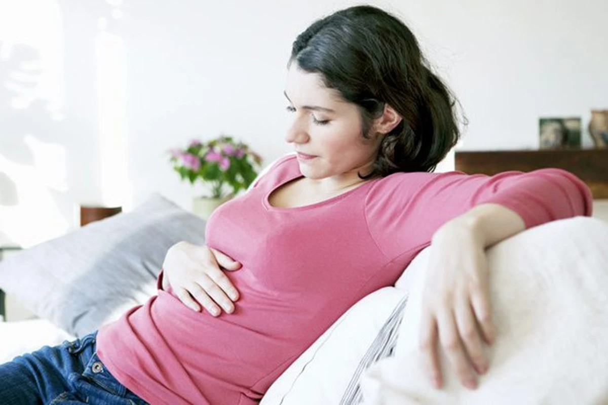 dlaczegobrzuchp-extra-1.webp Dlaczego brzuch puchnie po kolacji? 6 produktów, które fermentują w jelitach - image 1