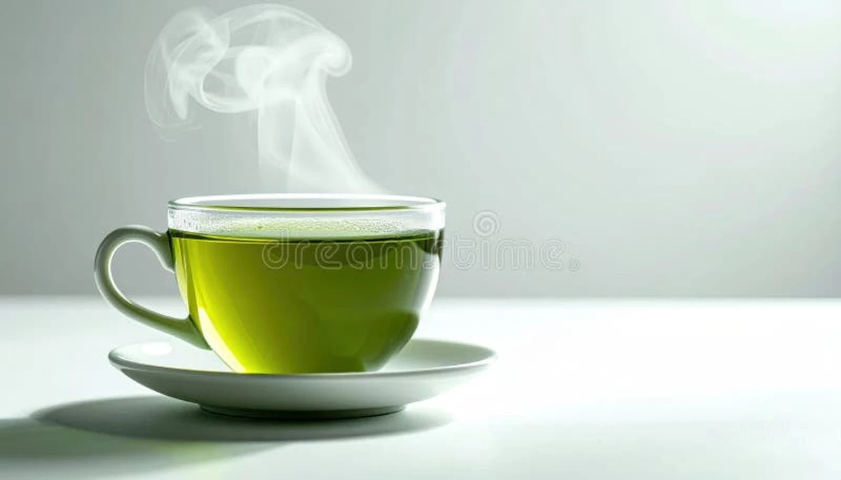 Dlaczego warto wrzucić listek herbaty do filiżanki dokładnie o tej samej porze codziennie - image 1