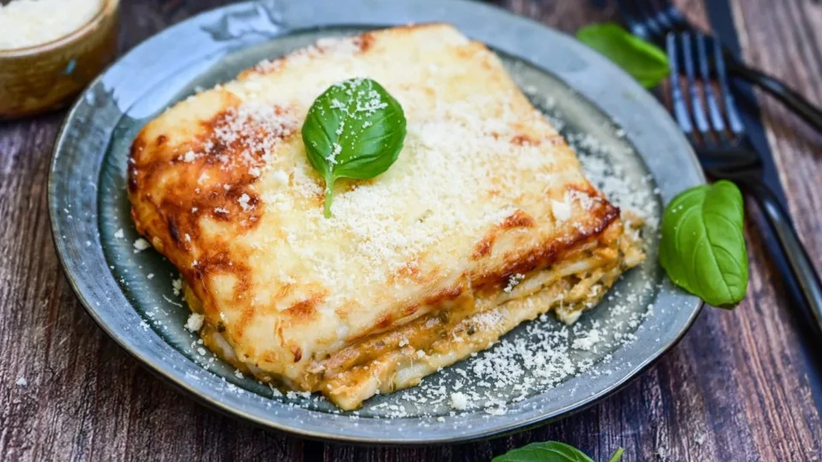 Dlaczego dietetycy polecają lasagnę z tuńczykiem zamiast tradycyjnej