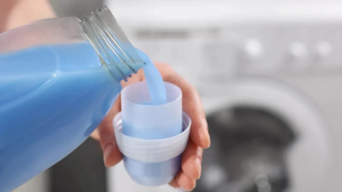 Dlaczego płyn do płukania może niszczyć Twoje ulubione ubrania