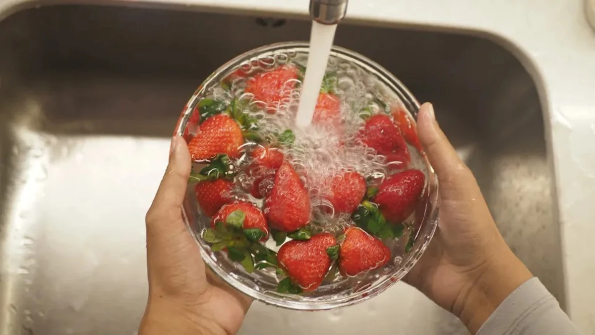 Te 12 produktów ląduje w twoim koszyku najczęściej, a zawierają najwięcej pestycydów