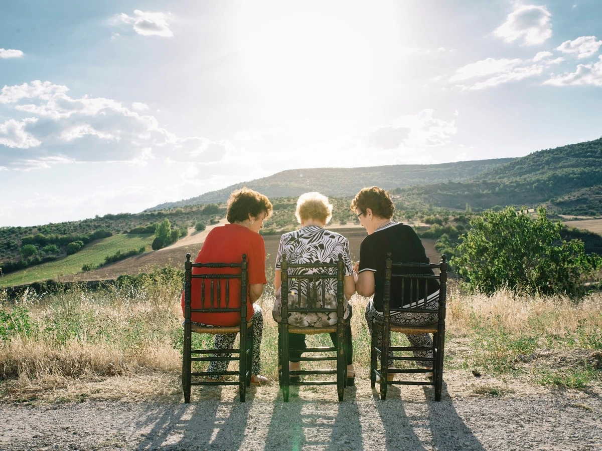 Trzy proste zasady włoskich babć, które odwracają proces starzenia lepiej niż drogie kremy - image 1