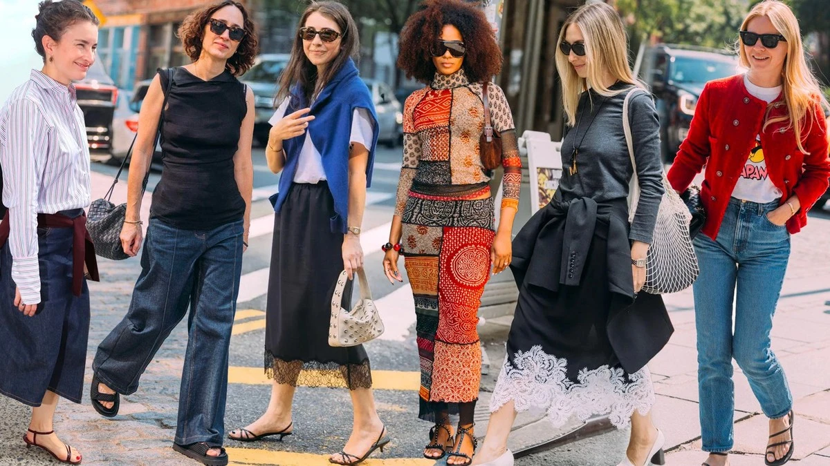 dziewiecspodnic-extra-1.webp Dziewięć spódnic midi z Zary, które całkowicie zmieniają charakter letniej stylizacji - image 1