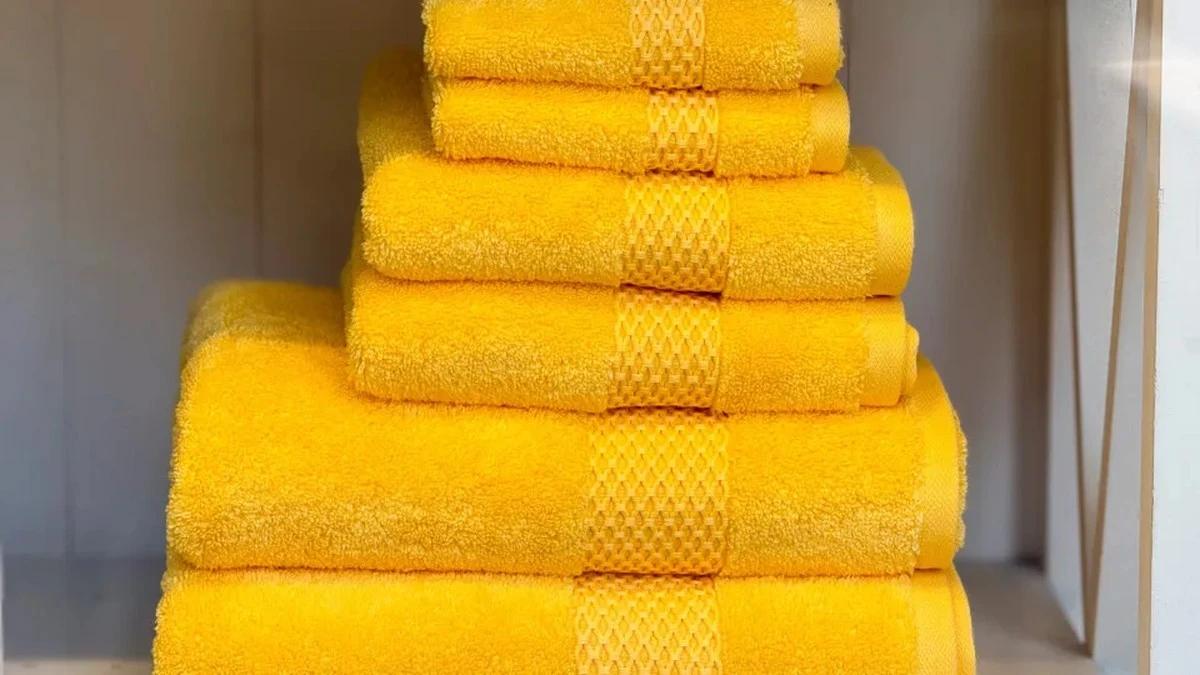 Dlaczego ręczniki mają ten pasek na środku? Większość osób myli go z dekoracją