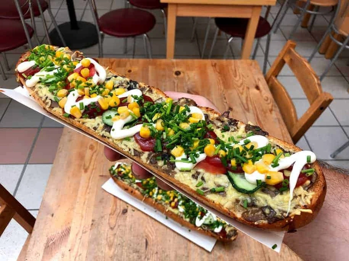 dlaczegodoswiad-extra-1.webp Dlaczego doświadczeni smakosze w Krakowie zawsze szukają niebieskiej furgonetki - image 1