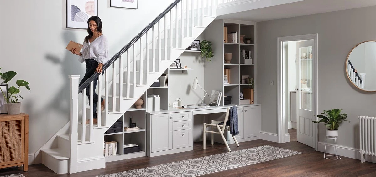 Dlaczego lekarze zalecają trzymanie butów z dala od sypialni? - image 1